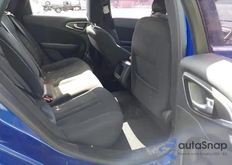 2016 Chrysler 200 Limited z USA, uszkodzony, nr VIN 1C3CCCAB7GN120420